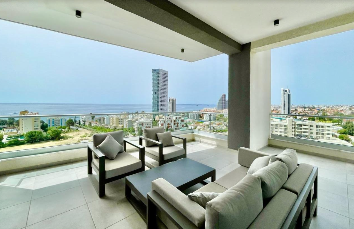 Appartement à Mouttagiaka, Chypre, 195 m² - image 1