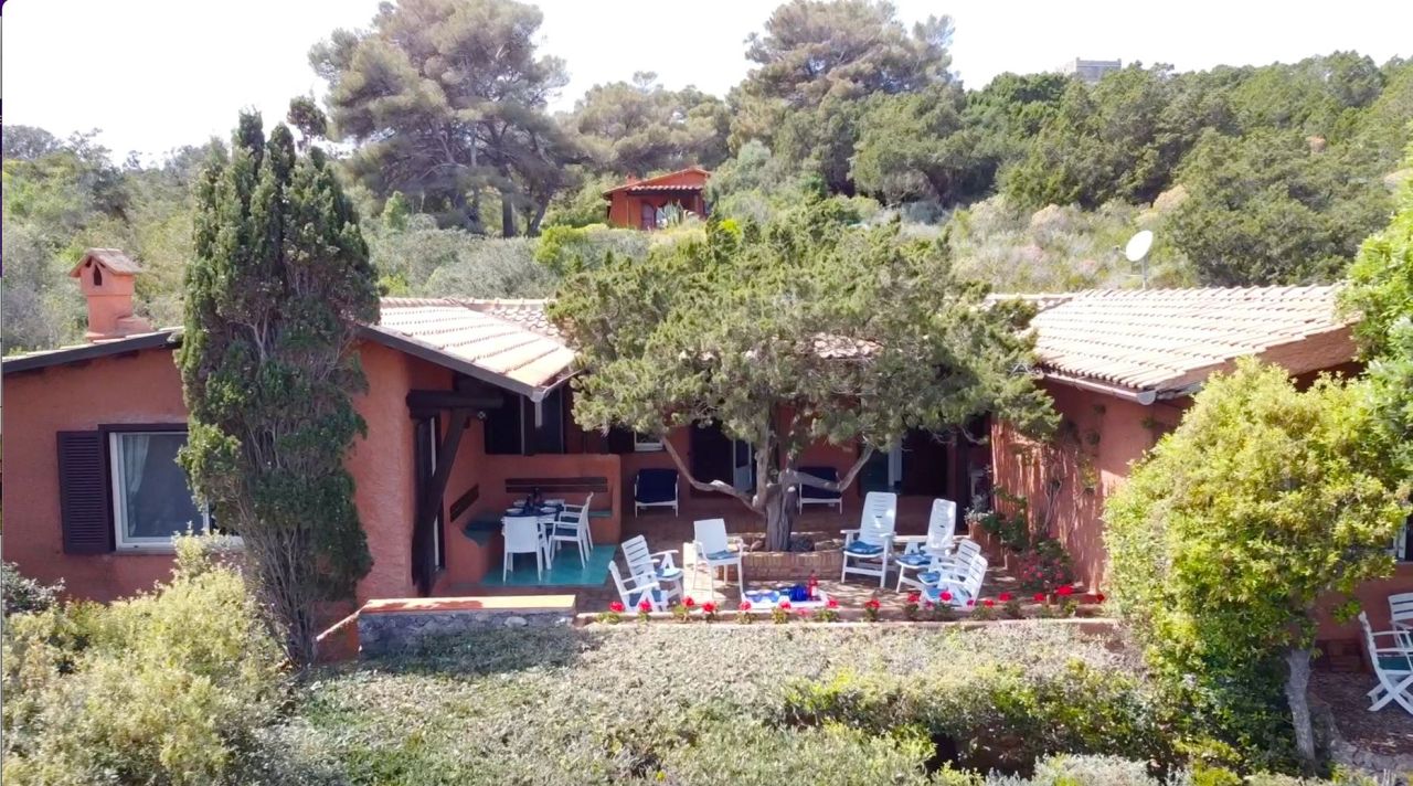 Villa in Porto Santo Stefano, Italy, 105 m² - picture 1