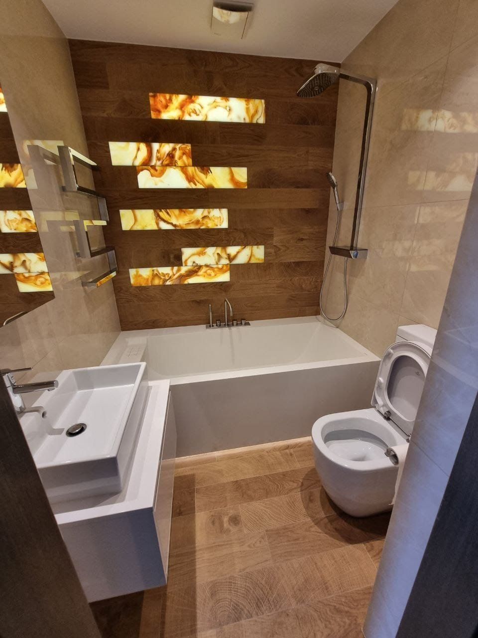 Apartment in Germasogeia, Cyprus - picture 1