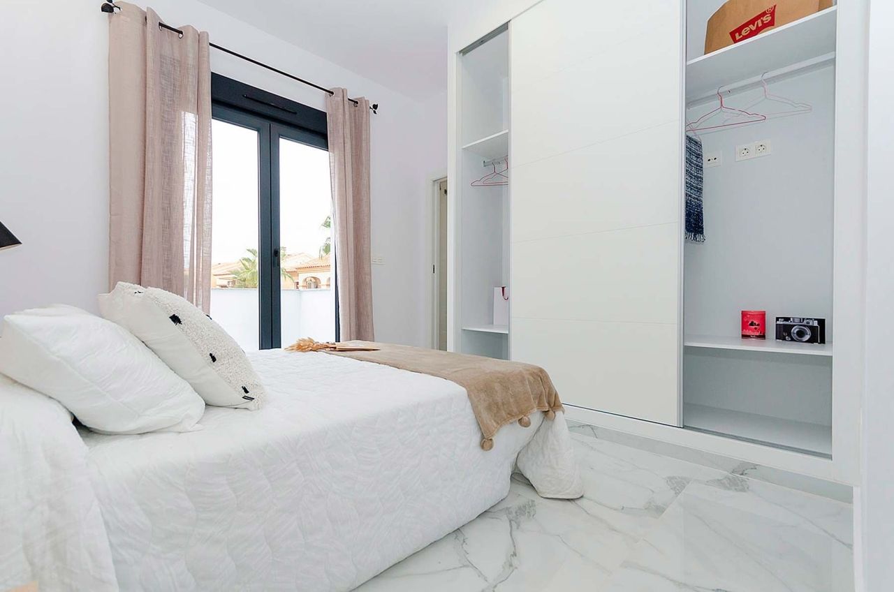 Villa in Torrevieja, Spain, 106 m² - picture 15