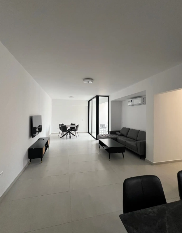 Apartment in Limassol, Cyprus, 85 m² - picture 1