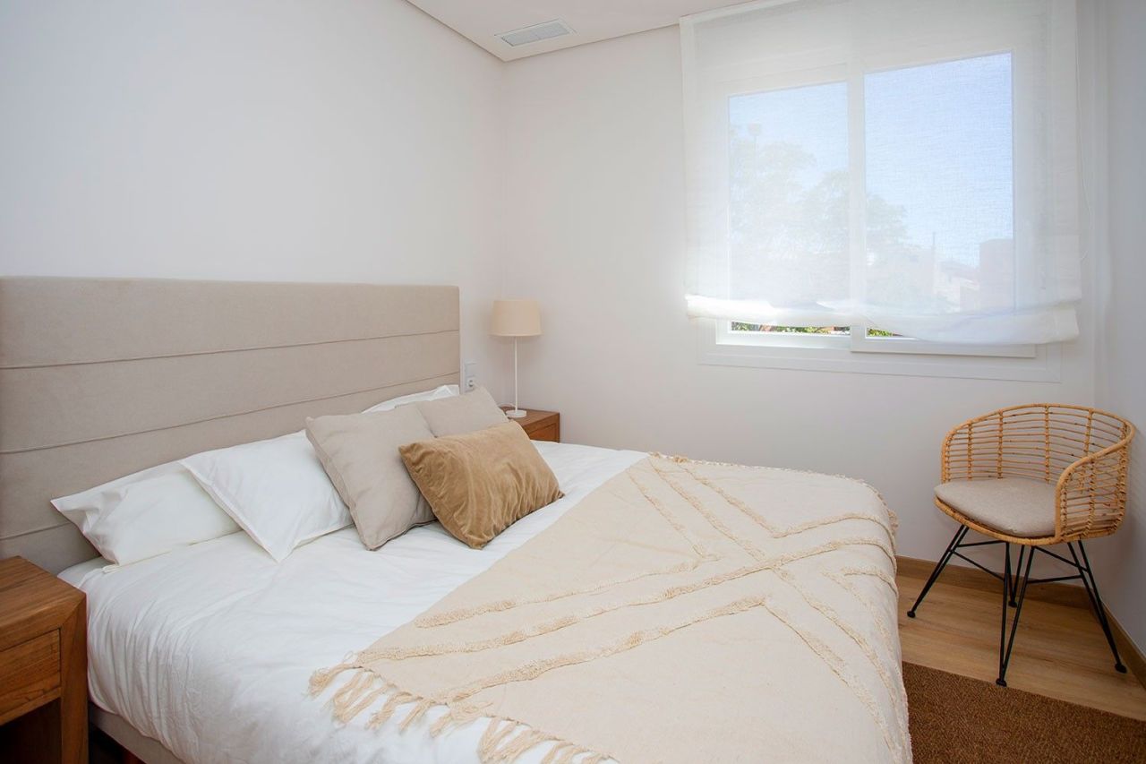 Villa en Hondon de las Nieves, España, 137 m² - imagen 18