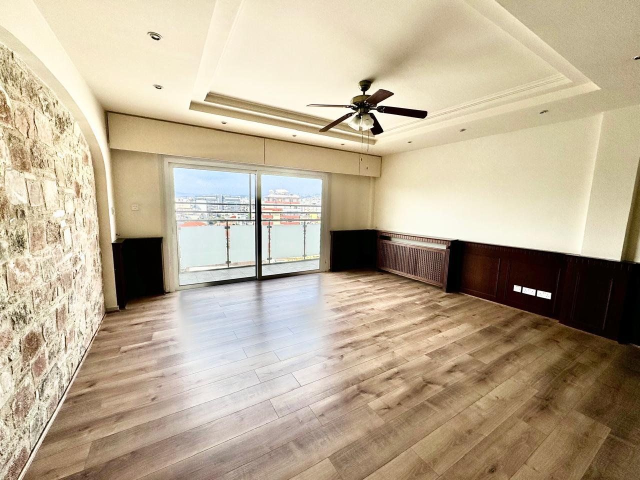 Appartement à Limassol, Chypre, 250 m² - image 1