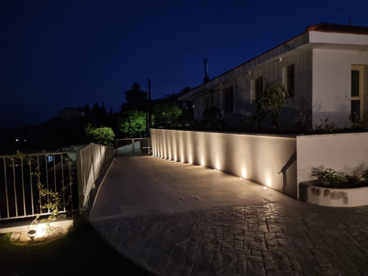 House in Parekklisia, Cyprus, 356 m² - picture 1