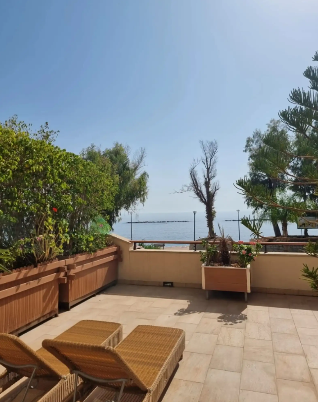 Apartamento en Germasogeia, Chipre, 202 m² - imagen 1