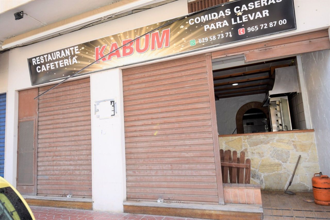 Gewerbeimmobilien in Guardamar del Segura, Spanien, 95 m² - Foto 1