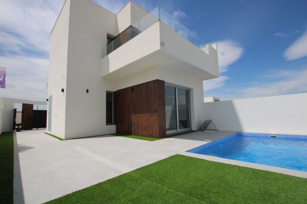 Villa in San Fulgencio, Spanien, 133 m² - Foto 1