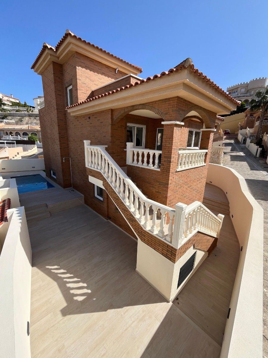 Villa à Ciudad Quesada, Espagne, 199 m² - image 1