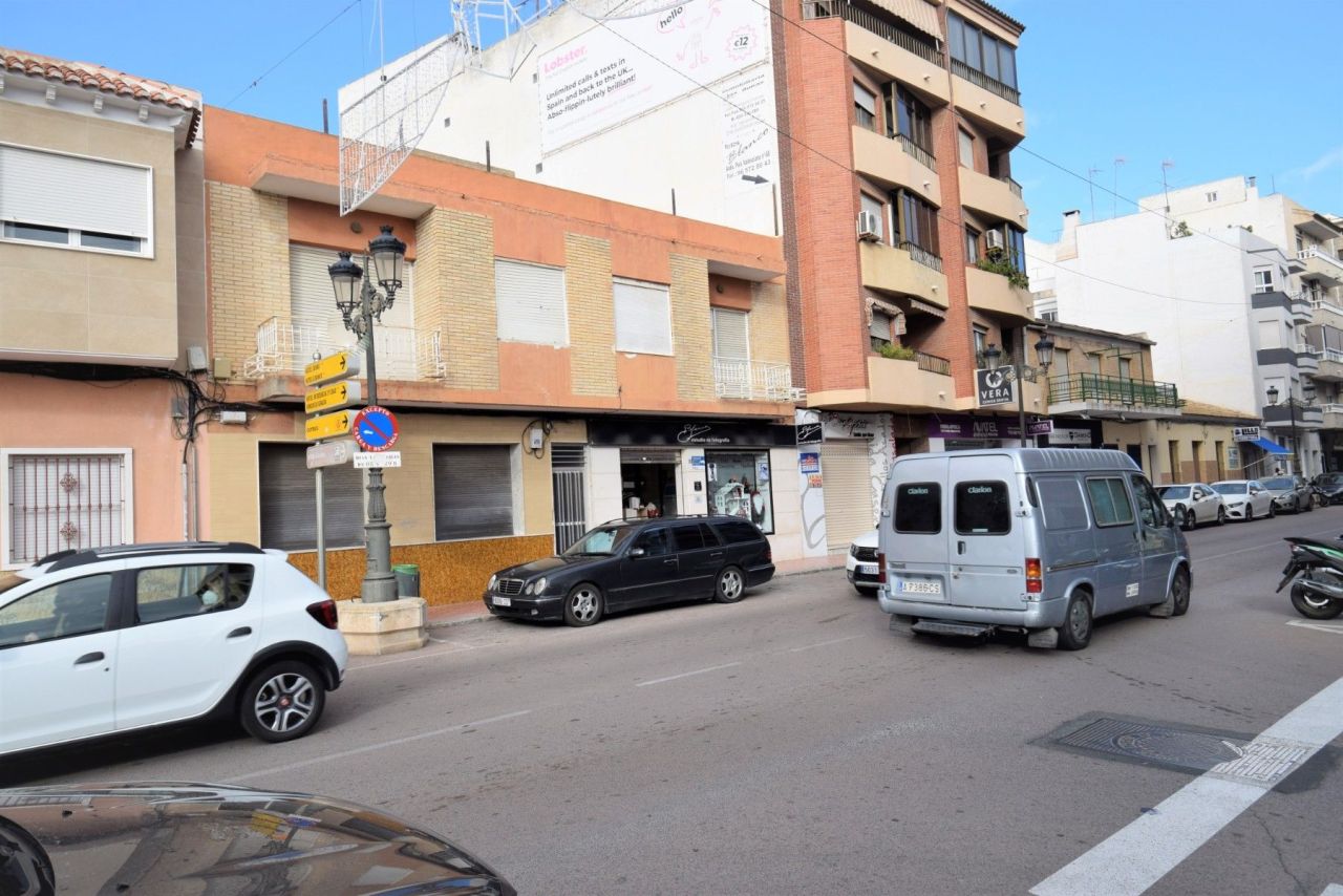 Appartement à Guardamar del Segura, Espagne, 200 m² - image 1