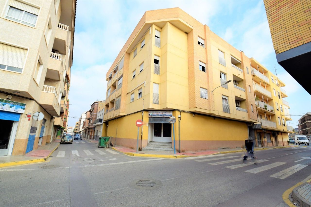 Propiedad comercial en Rojales, España, 268 m² - imagen 1