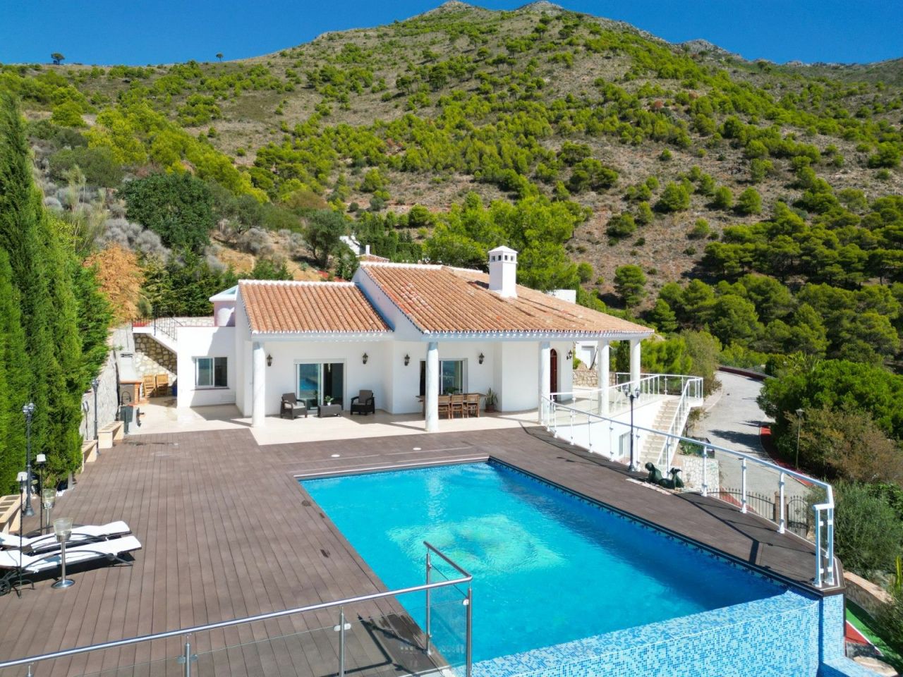 Villa en Málaga, España, 493 m² - imagen 1