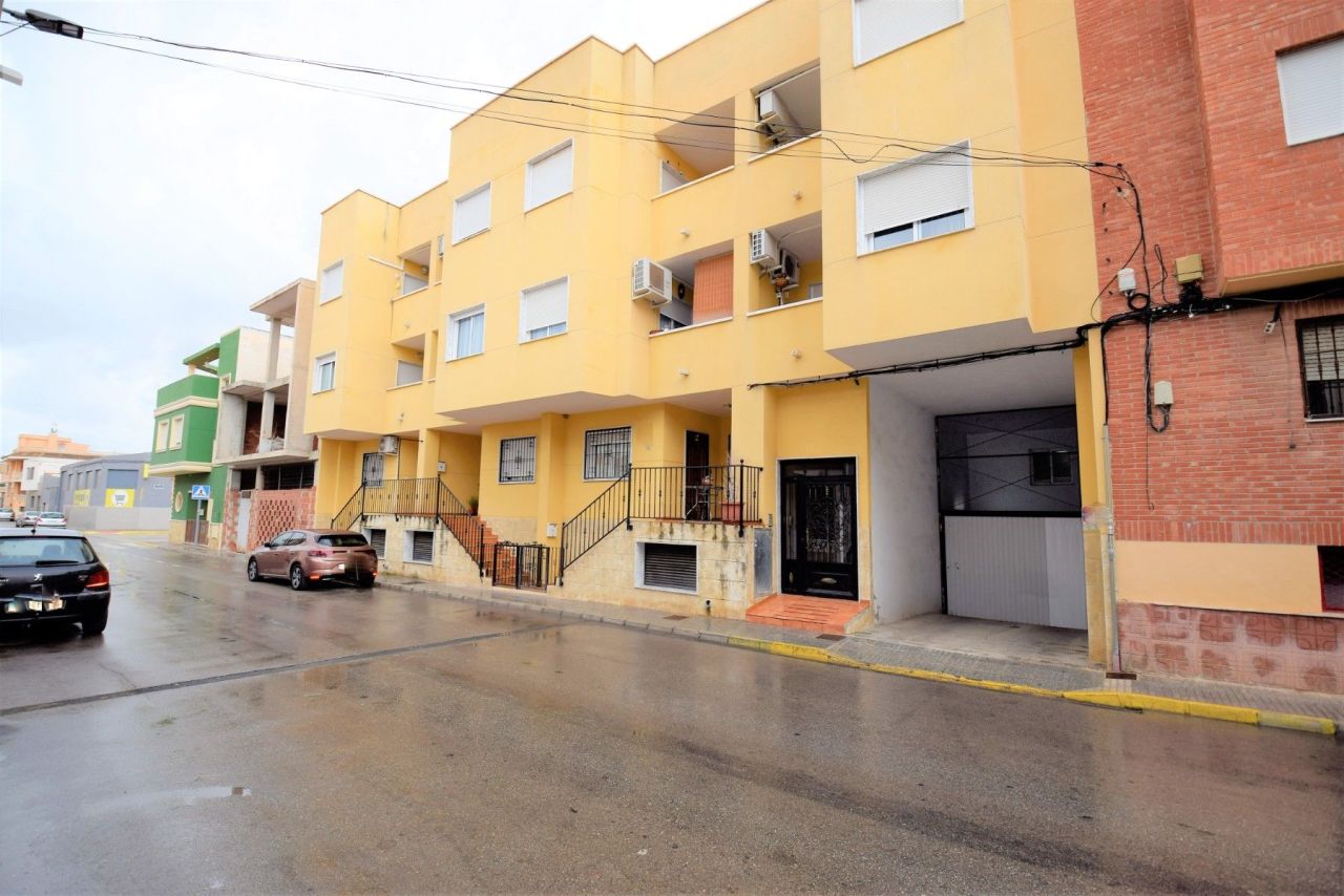Appartement à Catral, Espagne, 105 m² - image 1