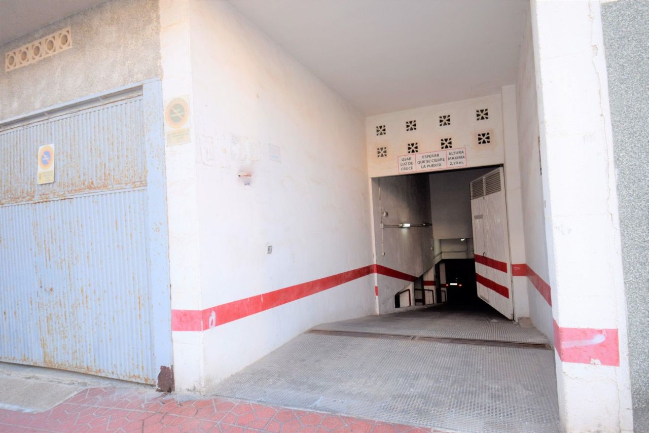 Gewerbeimmobilien in Guardamar del Segura, Spanien, 13 m² - Foto 1