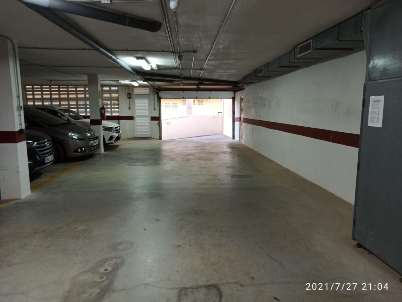 Commercial property in Guardamar del Segura, Spain, 22 m² - picture 1