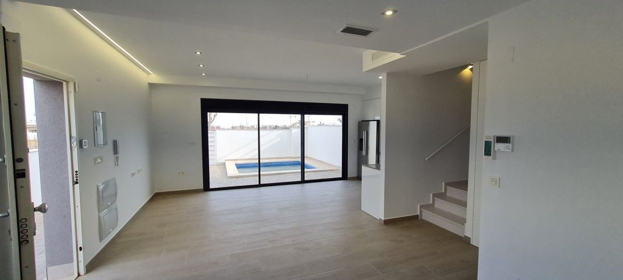 Villa a Orihuela, Spagna, 117 m² - foto 2