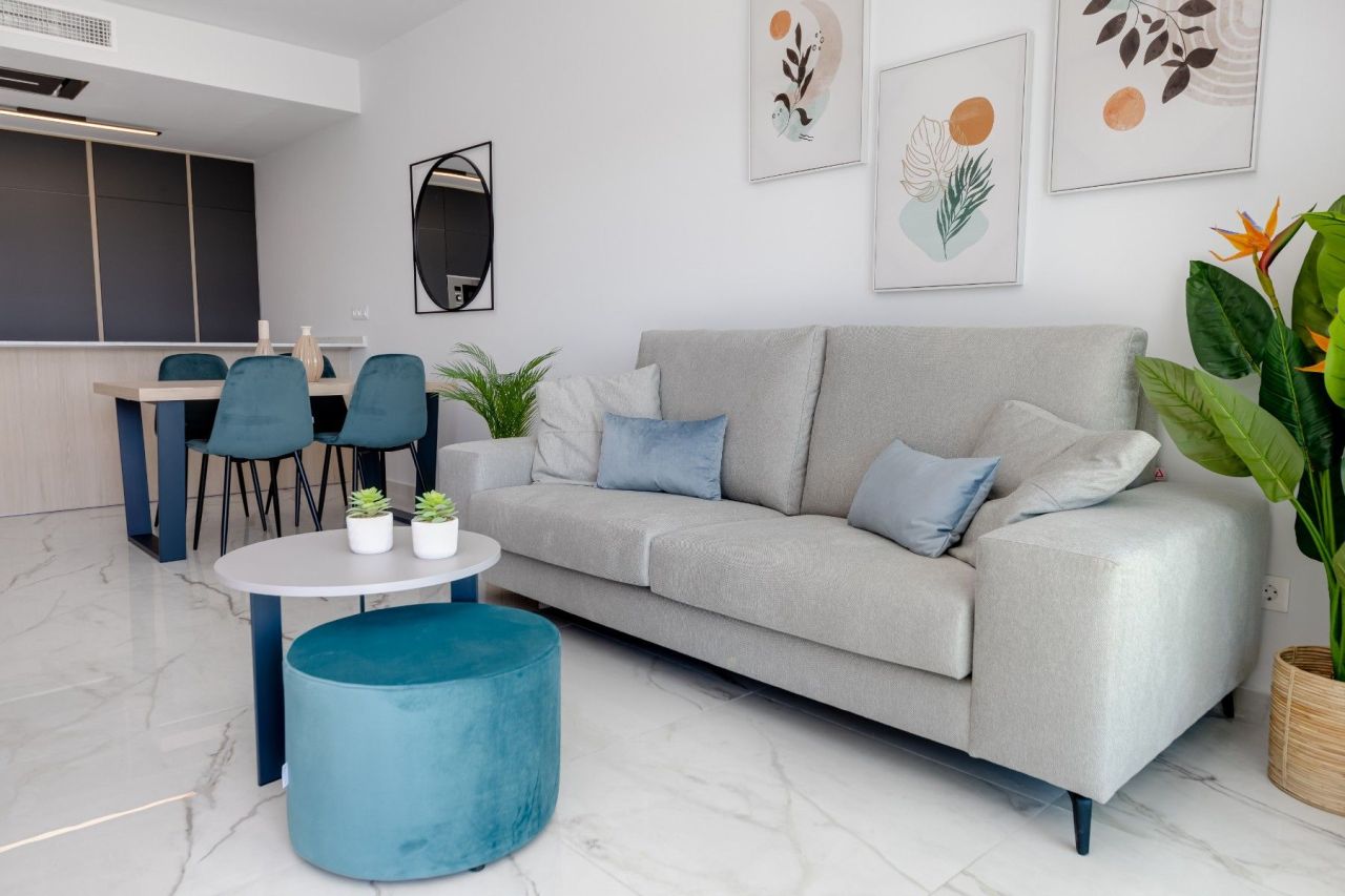 Apartment in Guardamar del Segura, Spain, 80 m² - picture 1