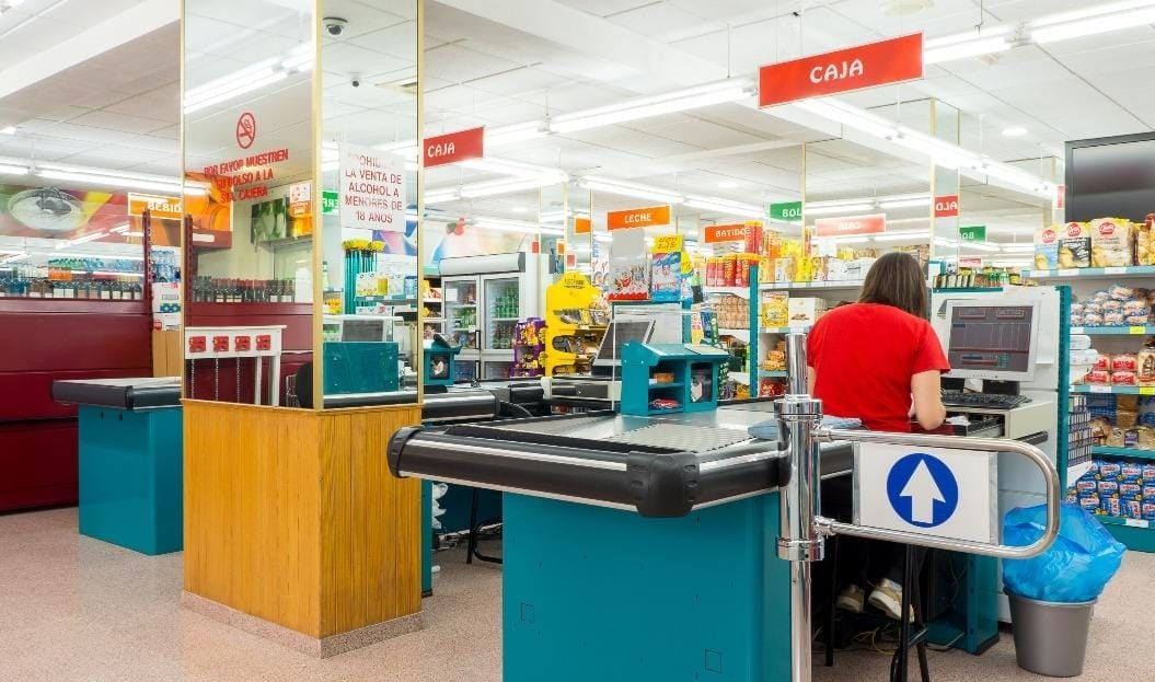 Commercial property in Los Alcazares, Spain, 1 180 m² - picture 3