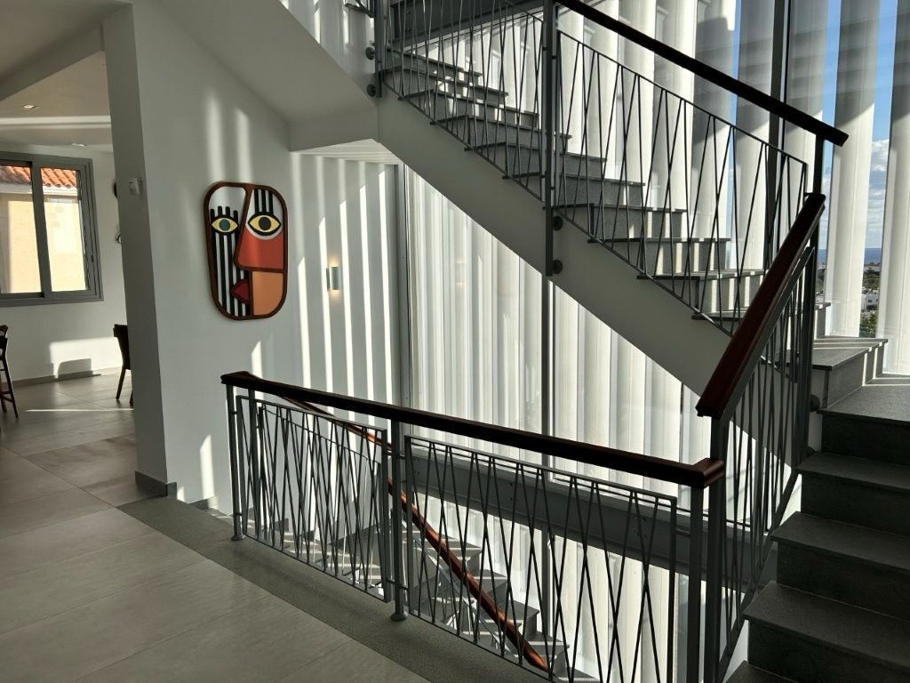 House in Mouttagiaka, Cyprus, 560 m² - picture 2