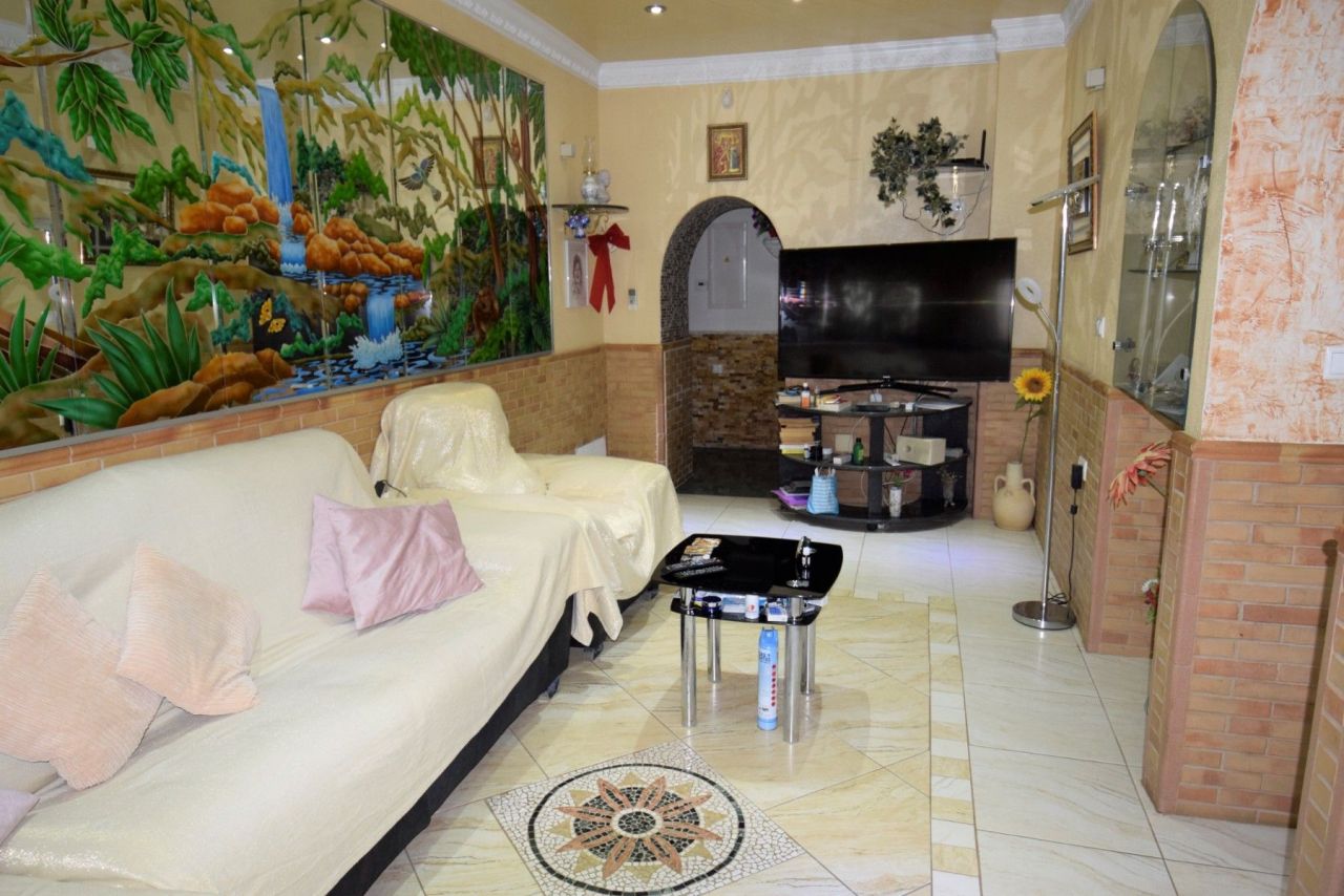 Villa à Guardamar del Segura, Espagne, 450 m² - image 5