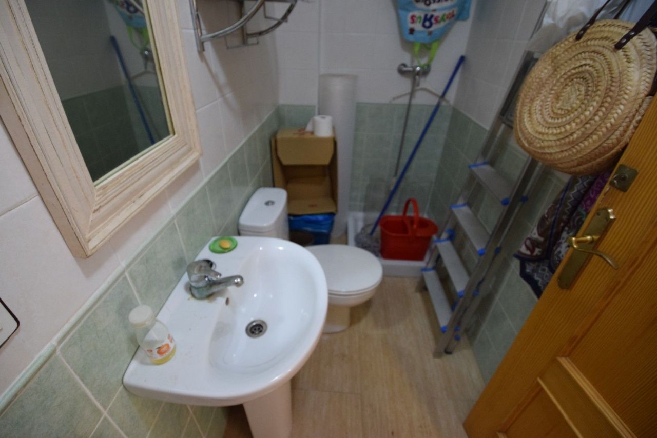 Propiedad comercial en Guardamar del Segura, España, 210 m² - imagen 7