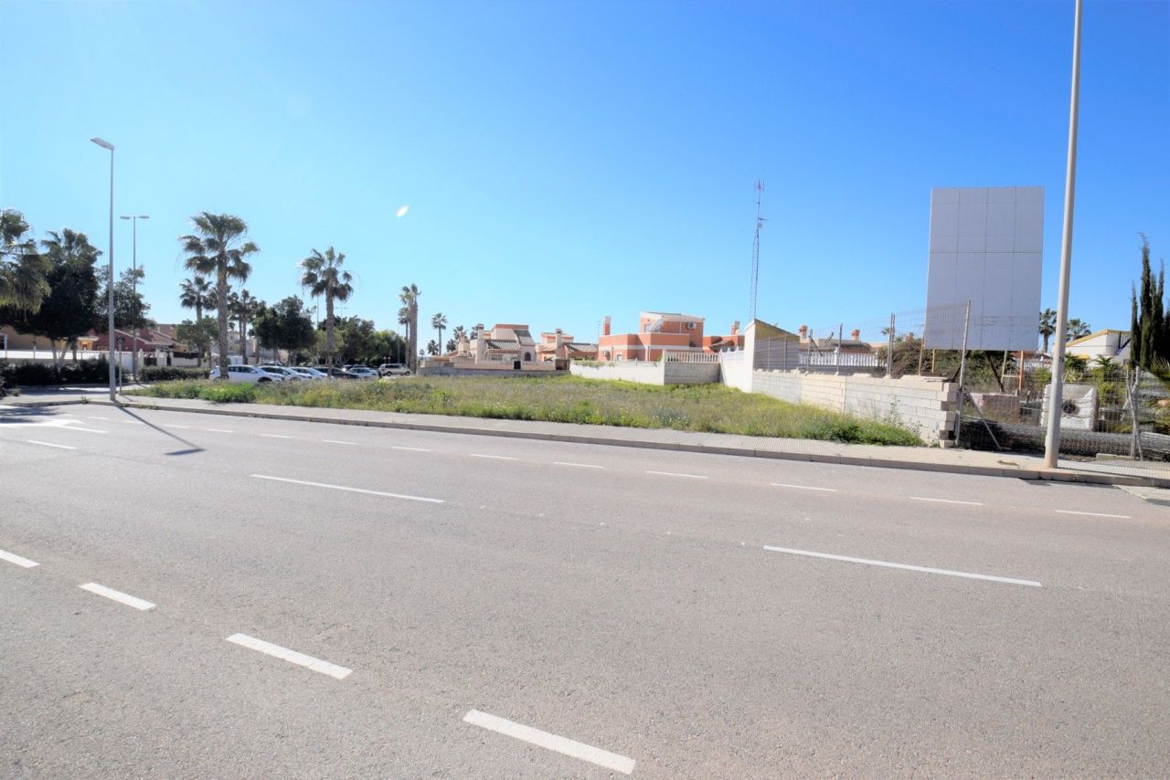 Terreno a Guardamar del Segura, Spagna, 1 000 m2 - foto 8