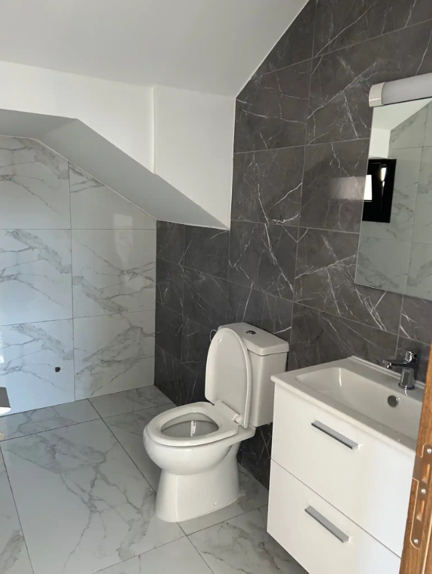 House in Agios Athanasios, Cyprus - picture 2