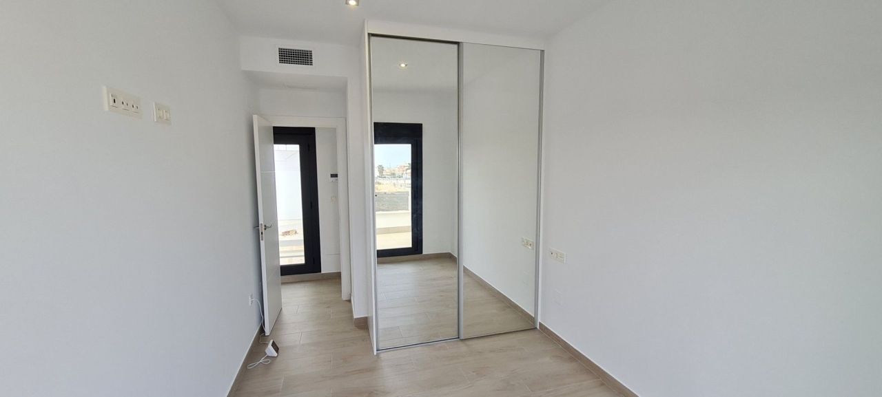 Villa a Orihuela, Spagna, 117 m² - foto 8