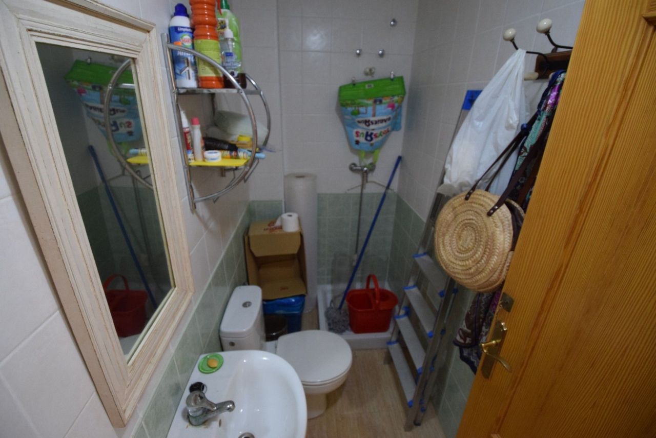 Propiedad comercial en Guardamar del Segura, España, 210 m² - imagen 8