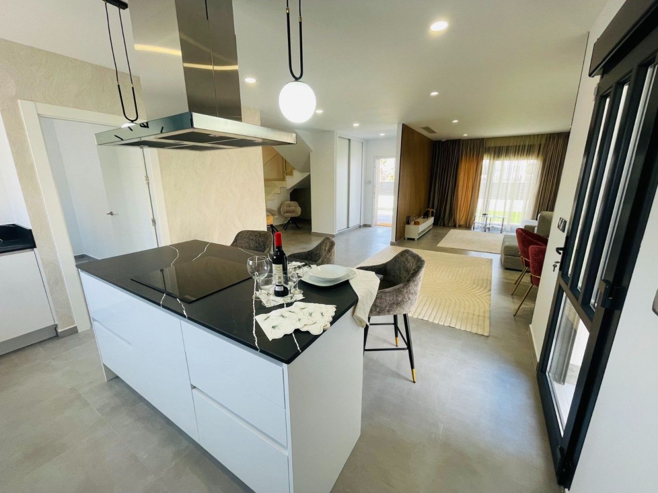 Villa in Torrevieja, Spain, 368 m² - picture 9