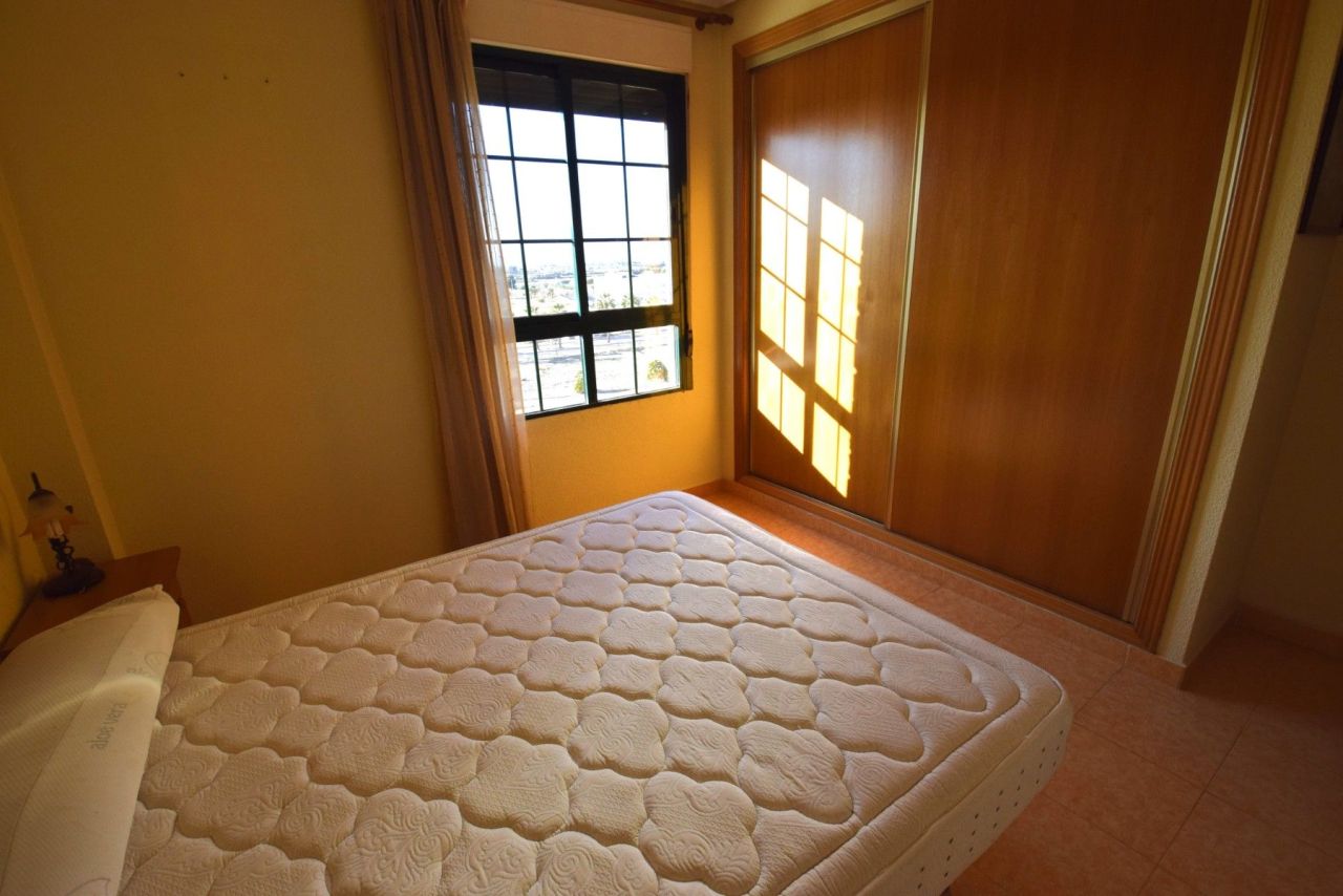 Apartment in Guardamar del Segura, Spain, 86 m² - picture 10