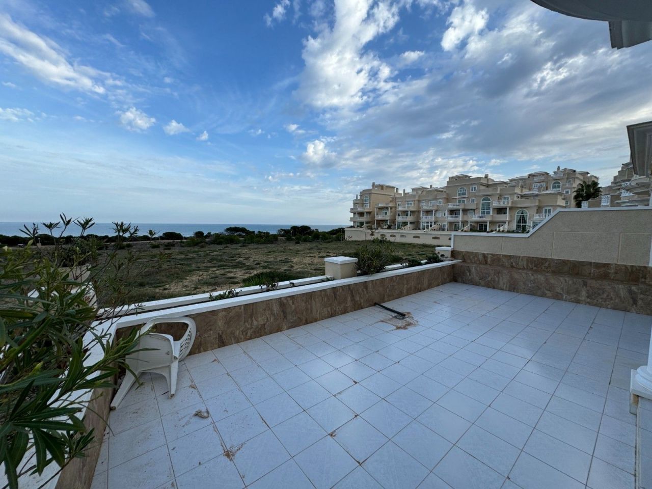 Flat in Guardamar del Segura, Spain, 182 m² - picture 10