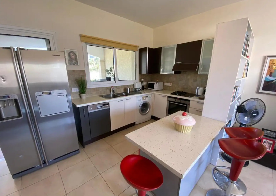 Apartment in Germasogeia, Zypern, 91 m² - Foto 2