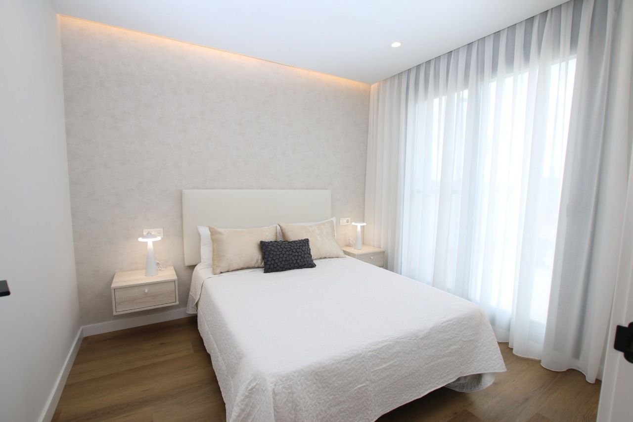 Villa a Pilar de la Horadada, Spagna, 232 m² - foto 11