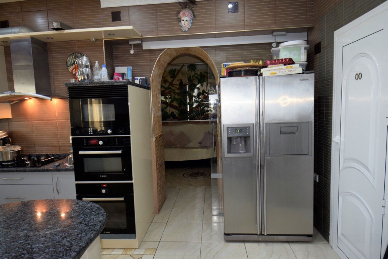 Villa à Guardamar del Segura, Espagne, 450 m² - image 13