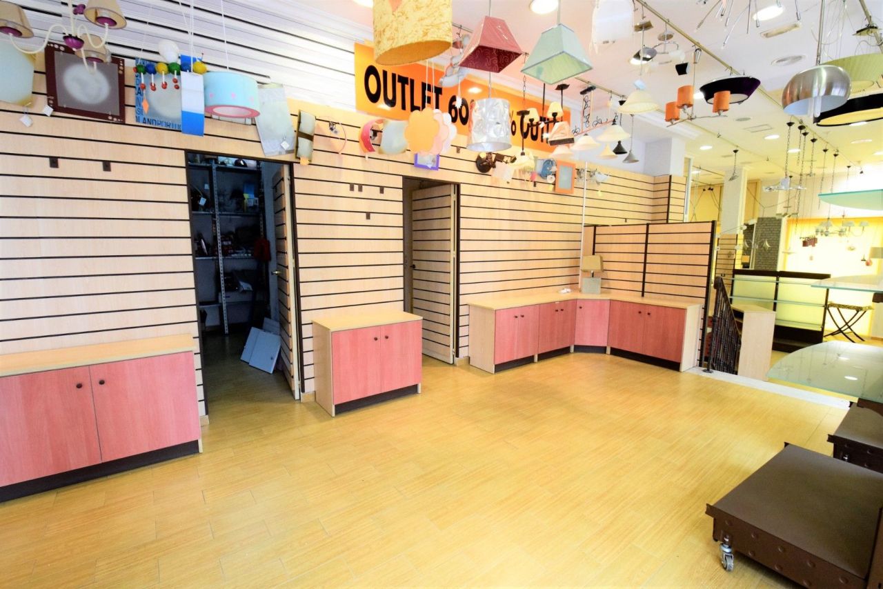 Biens commerciaux à Guardamar del Segura, Espagne, 147 m² - image 13