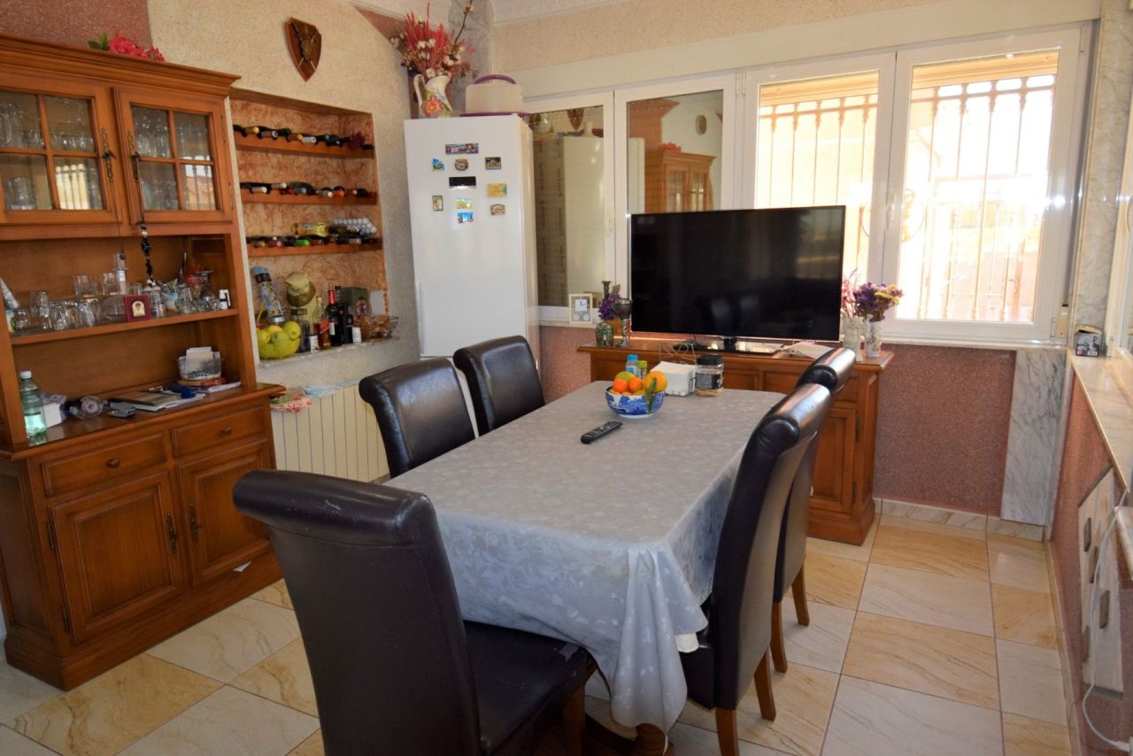 Villa à Guardamar del Segura, Espagne, 450 m² - image 14