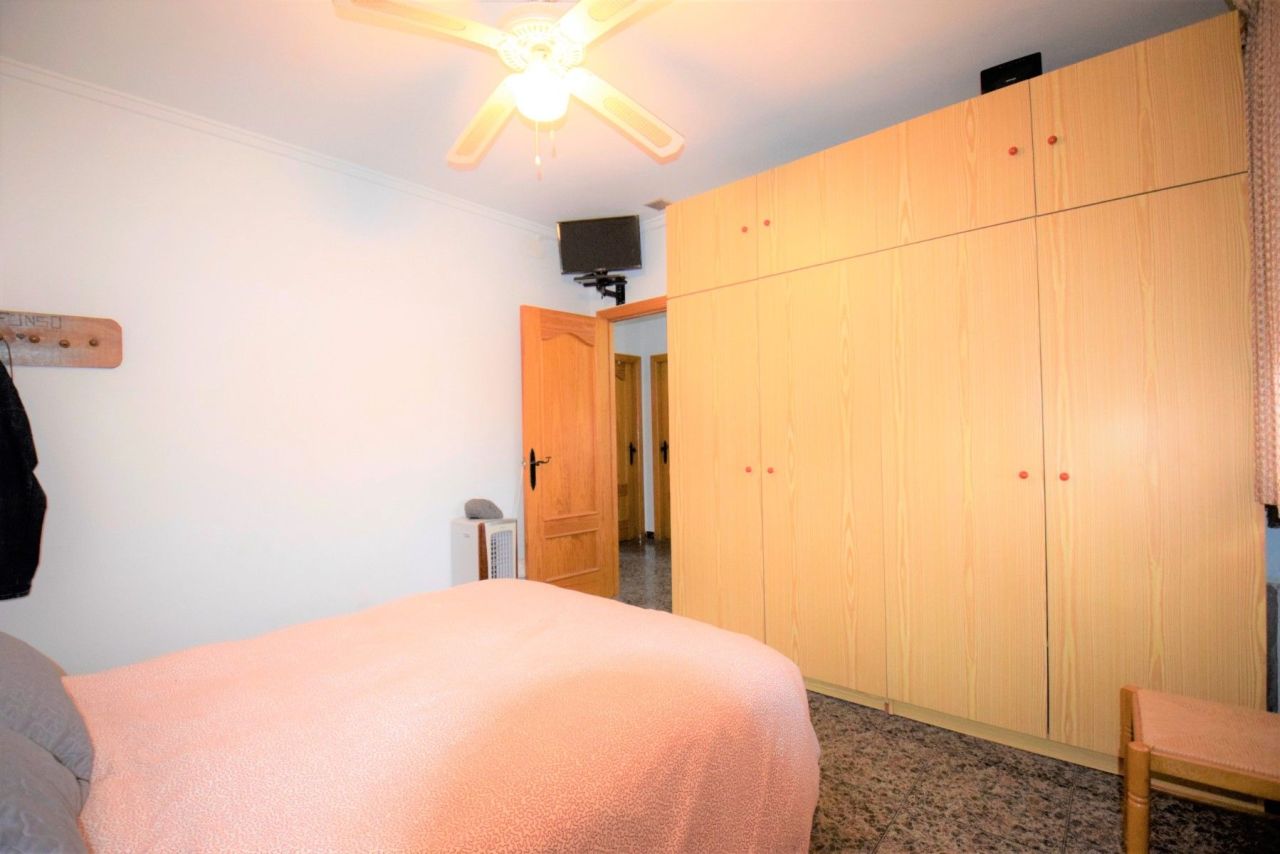 House in Guardamar del Segura, Spain, 90 m² - picture 18