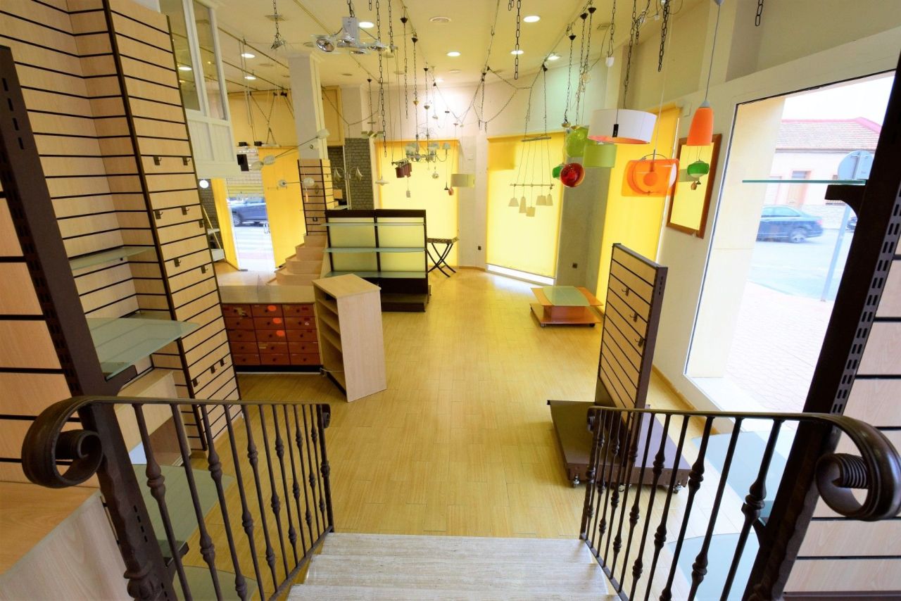 Biens commerciaux à Guardamar del Segura, Espagne, 147 m² - image 18