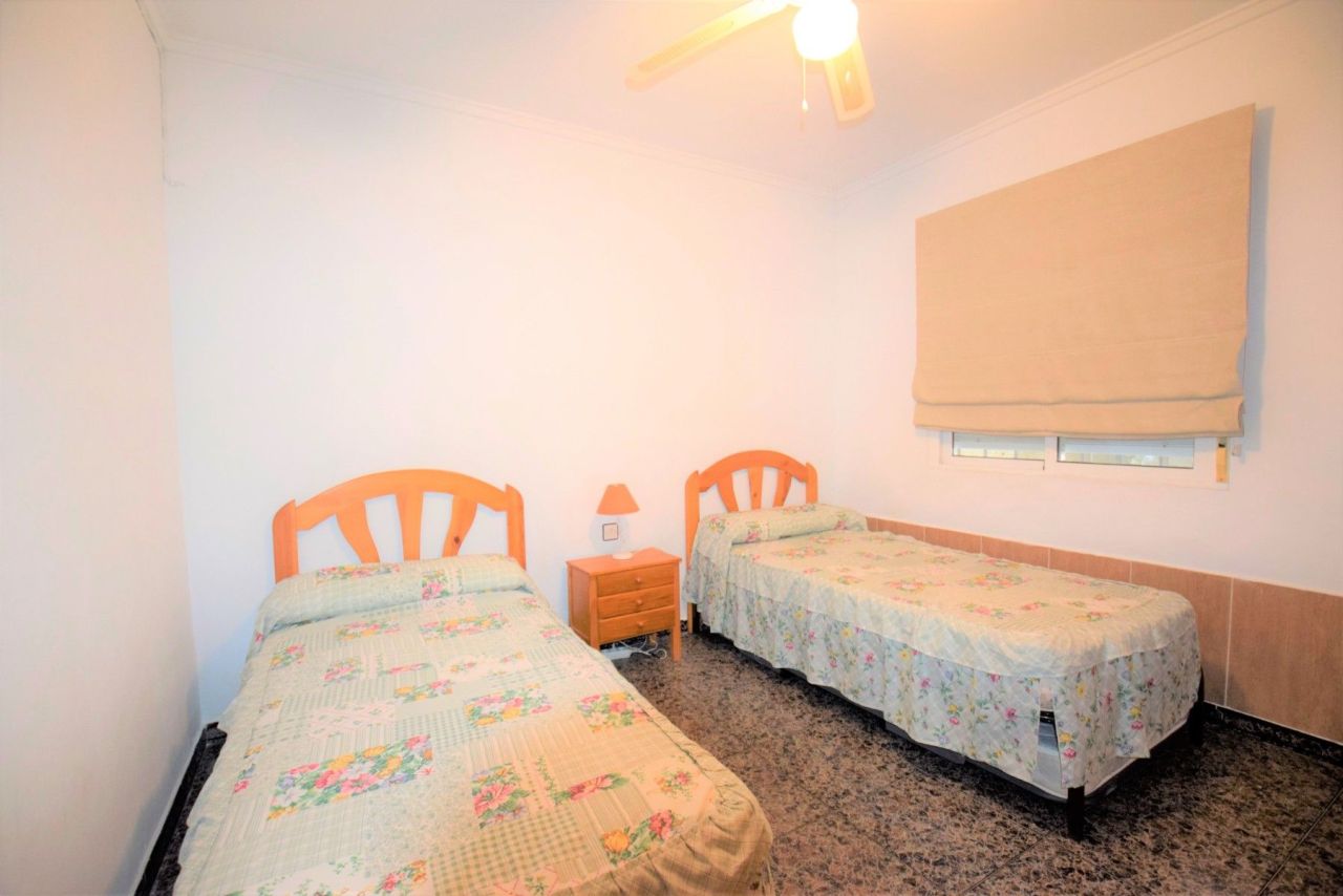 House in Guardamar del Segura, Spain, 90 m² - picture 19