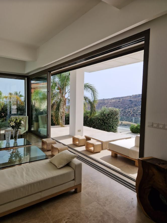 Casa a Agios Tychon, Cipro, 472 m² - foto 2