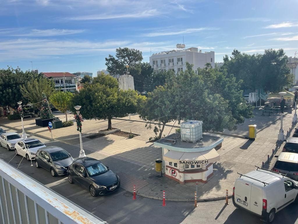 Commercial apartment building in Larnaca, Cyprus - picture 3