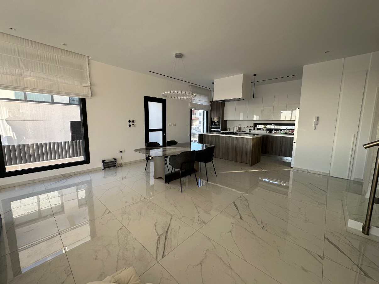 Haus in Germasogeia, Zypern, 314 m² - Foto 3