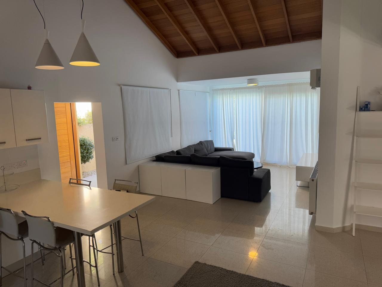 Casa en Agios Tychon, Chipre - imagen 4