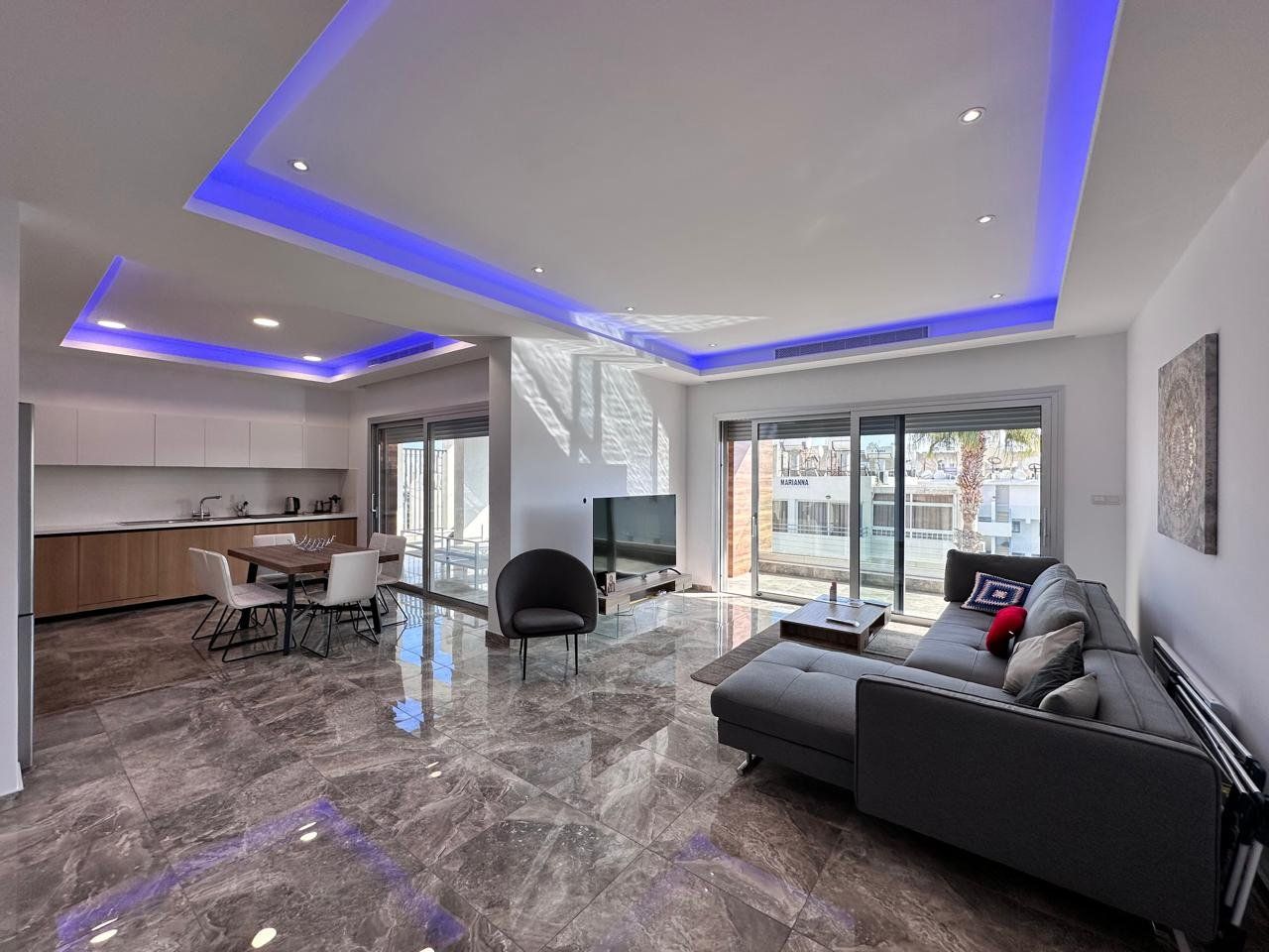 Mietshaus in Germasogeia, Zypern, 698 m² - Foto 4