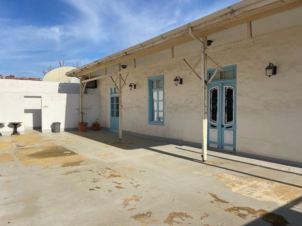 Commercial apartment building in Larnaca, Cyprus - picture 5