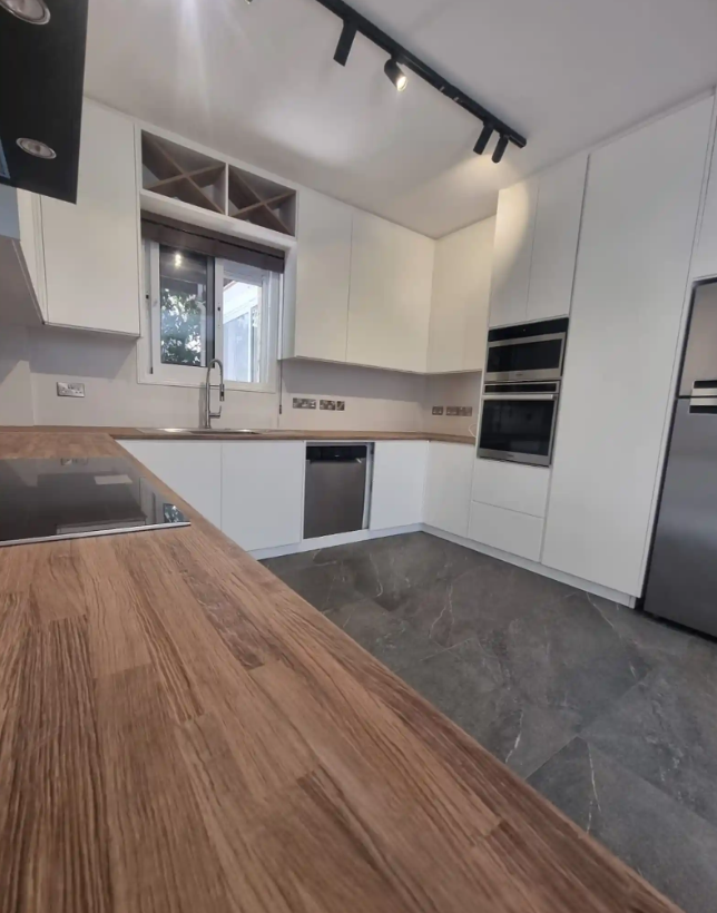 House in Germasogeia, Cyprus, 250 m² - picture 5