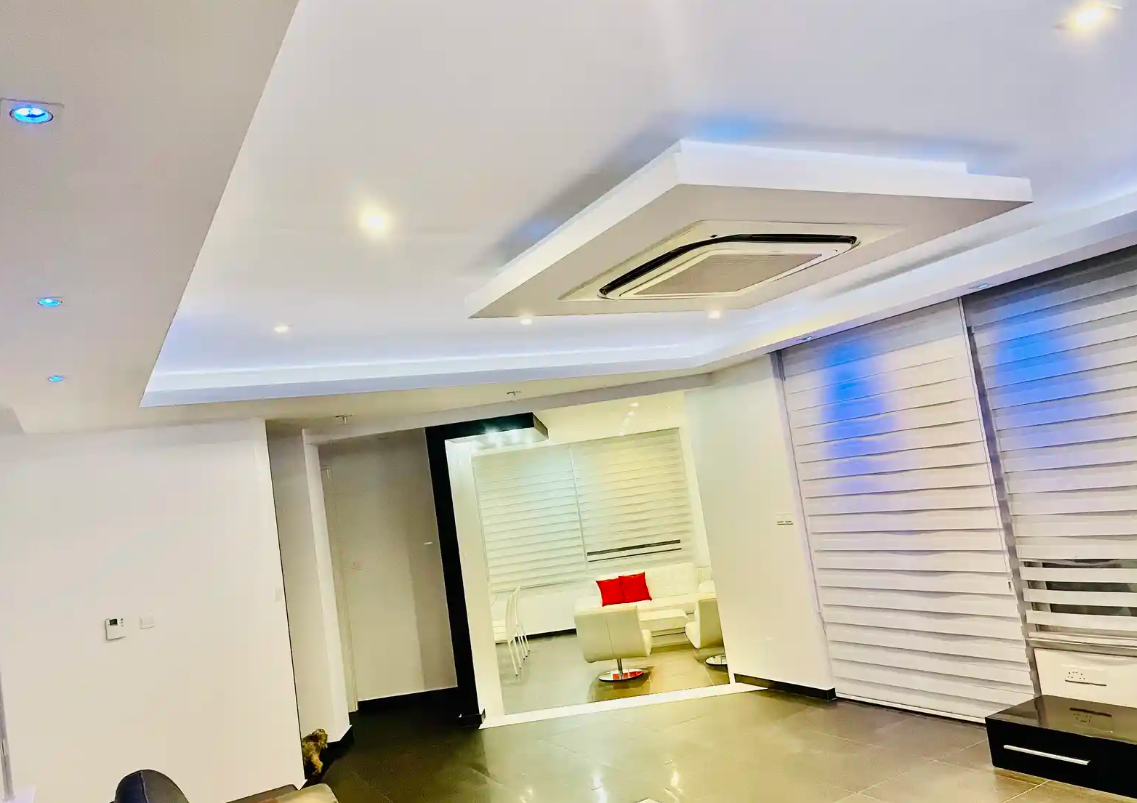 Maison à Agios Athanasios, Chypre, 450 m² - image 5