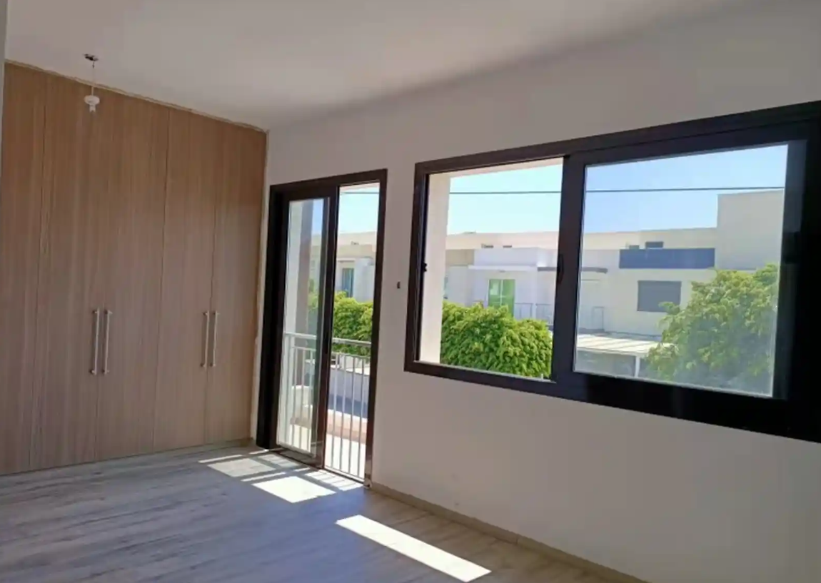 House in Agios Athanasios, Cyprus - picture 5