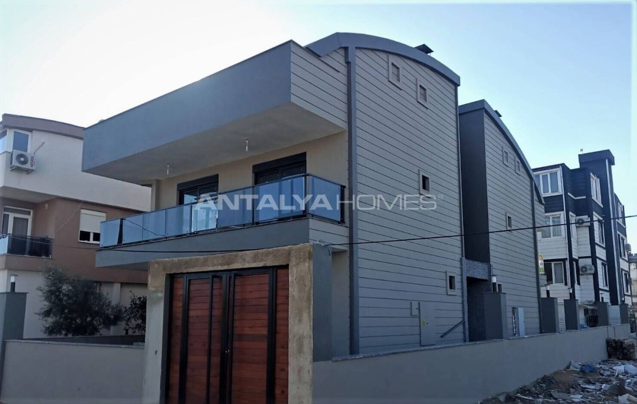 Apartment in Antalya, Turkey, 180 m² - picture 1