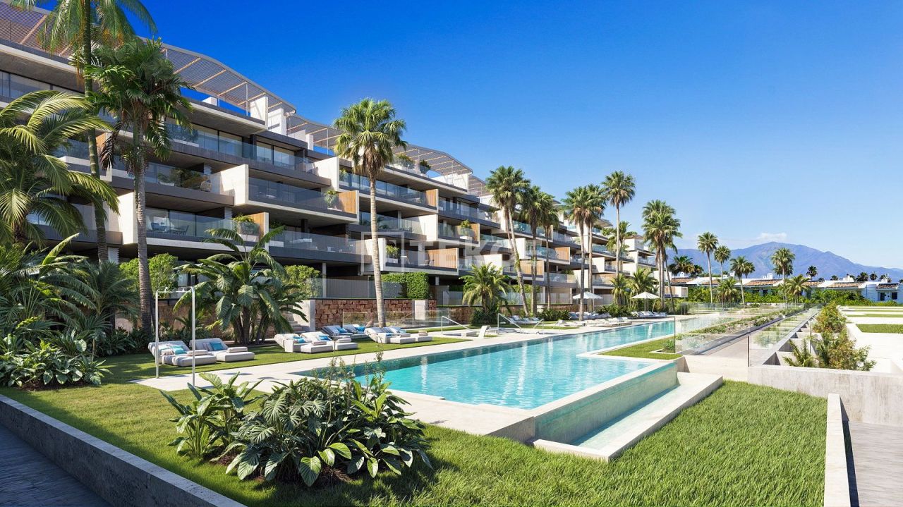 Apartment in Manilva, Spain, 132 m² - picture 1